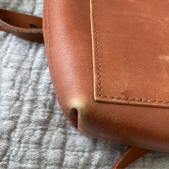 Madewell The Small Transport Leather Crossbody Bag - Picture 6 of 9